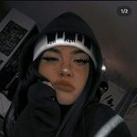@aurora_.riddle - Instagram