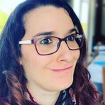 Aurora Santamaria - Facebook