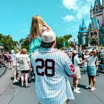 Åustin Caperton - @quiteflyforawhiteguy - Instagram