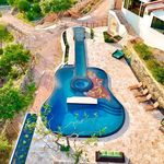 Austin Guitar Pool 🎸 - @austinguitarpool - Instagram