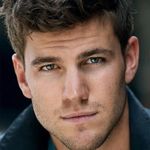 @austin_stowell_ - Instagram