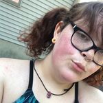 Autumn R. Lowery - @autiepod - Instagram