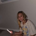 autumn whitlock - @dumbblondezbs - Instagram