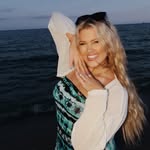 Av - @avadunham111 - Instagram