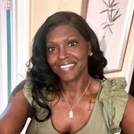 Eva Gaines - @gainesniecy - Instagram