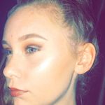 Ava Nicholson🥀 - @makeup_looks.101 - Instagram