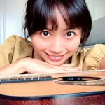 吉他女孩 - 薰希 x 吉他彈唱人生 - @avawang949 - Instagram