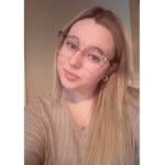 Ava White - @ava.whitee04 - Instagram