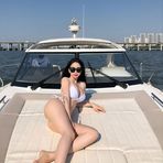 Ava Wang - Facebook