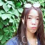 Ava Zheng - @ceramicsino - Instagram