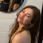 Avery Burton - @aveerybuurton - Instagram