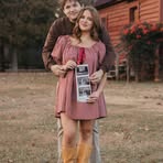 Averi Carpenter - Facebook