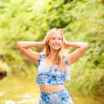 Averie Fleck - @flecks.closet - Instagram