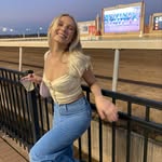 @averyfry - Instagram