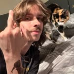 Avery Fuchs - @avesfuchs - Instagram