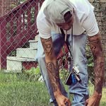 Avery Giles - @averygiles - Instagram