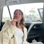 Avery Giles - @ave_giles - Instagram