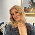avery greig  ⋆ ౨ৎ ⋆ - @avegreig - Instagram