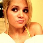 Avery Hathaway - Facebook
