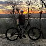 Avery Hodges - @averyhodgesmtb - Instagram