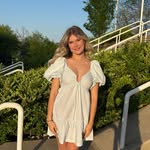avery hodges - @avery_closet.cleanout - Instagram