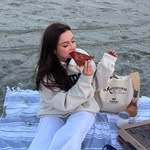 @avery_houston - @avry_trvl - Instagram