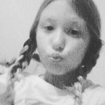 Avery Howell - @averyannasavage - Instagram
