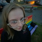 Avery Irwin - @averytheavery - Instagram