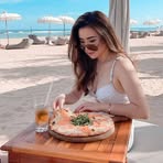 Avery Jane - Facebook