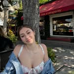 Avery Lea - @averyomega - Instagram