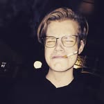 Hello (๑•~•๑) - @averyluckyluc - Instagram