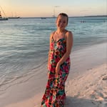 Avery McClain - @avery_elizabeth44 - Instagram