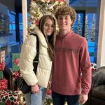 @averymcintosh.clothes - Instagram