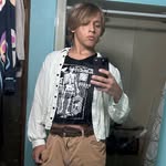 Avery Michaelson - @raztrainwreck - Instagram