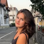 Avery Miller - @avery.miller_ - Instagram