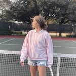 avery perry - @averys____closet - Instagram
