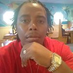 Avery Robbins - @avery.robbins.58726 - Instagram