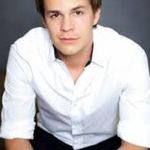 Avery Santos - @averysantos3 - Instagram