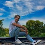 Avery Schroeder - @avery17.schroeder - Instagram