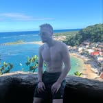 Avi - @avi_lupo - Instagram