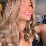 Molly-Aviola West - @mollyaviola_west - Instagram