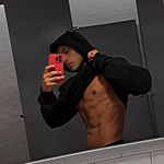 Axel Baez - @_axeelaven - Instagram
