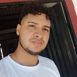 Axel Cadena - @edwin_mendoza_2001 - Instagram