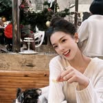 Lydia - @axelgreen807 - Instagram