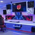 @axel_stern1703 - Instagram