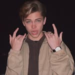Axel White - @4xelbain - Instagram