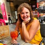 Babs Miller - @the_fijigermany_family - Instagram