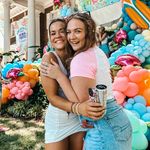 Bailey Bowles (🥣s) - @baileybowles - Instagram