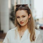 Bailey Burton | AR Wedding Photographer - @baileyburtonphoto - Instagram
