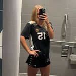 Bailey George - @baileygeorge6 - Instagram